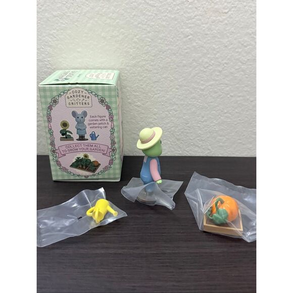 Kaleidos Creative Cozy Gardener Critters Blind Box Figure - Paddy - Picture 4 of 4